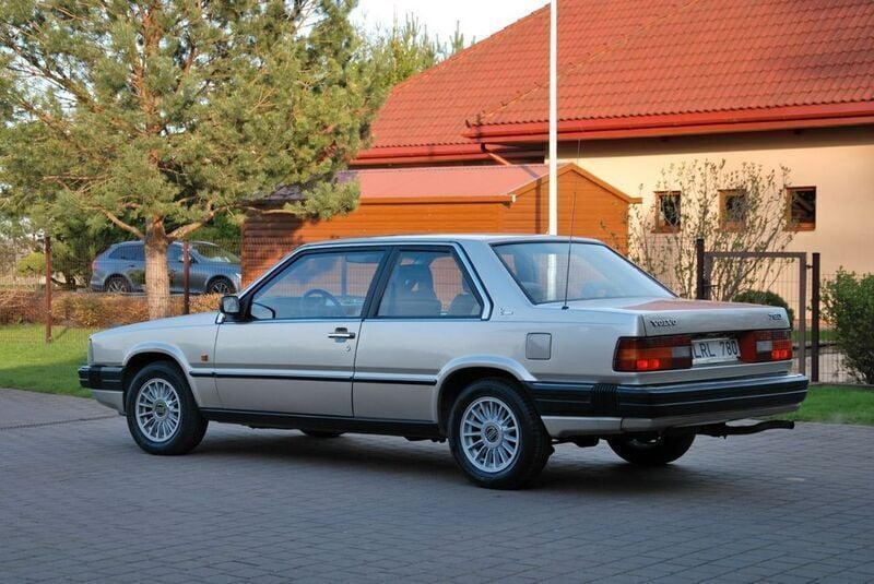 Usado Volvo 780 156 CV (114 kW) 1987 Dorado Coupe