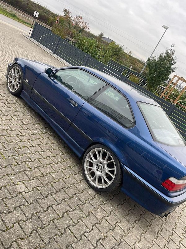 Gebraucht BMW 328 193 PS (141 kW) 1998 Blau Coupé