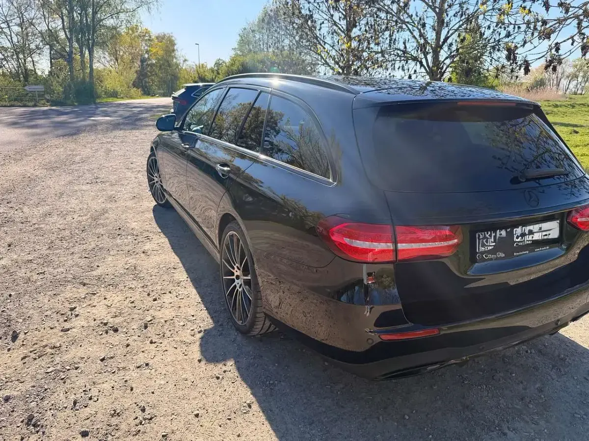 Gebraucht Mercedes E400 AMG 340 PS (250 kW) 2019 Schwarz Kombi