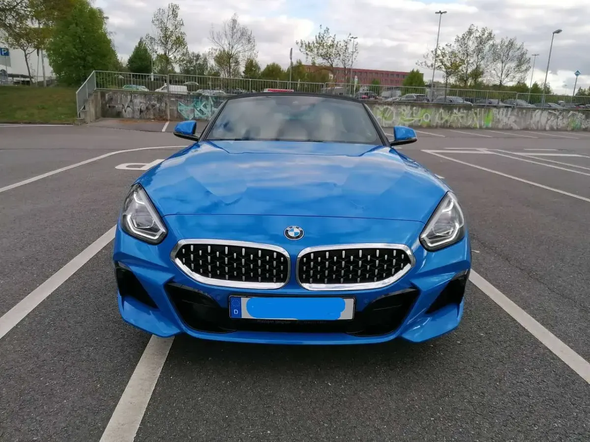 Gebraucht BMW Z4 Sport Line 258 PS (189 kW) 2021 Blau Cabrio