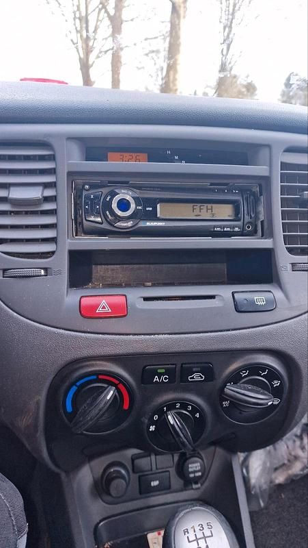 Gebraucht Kia Rio 105 PS (77 kW) 2007 Silber Kombi