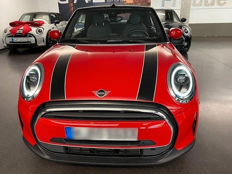 Gebraucht Mini Cooper Classic 136 PS (100 kW) 2023 Rot Kleinwagen