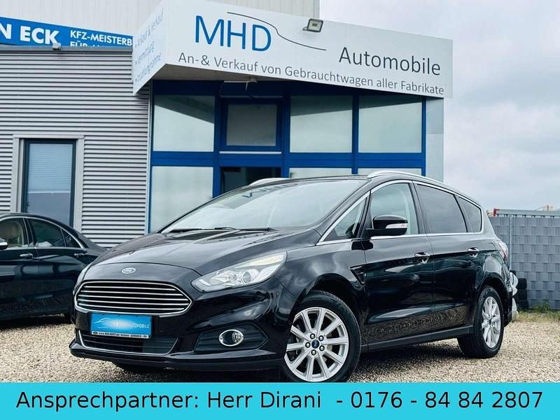 Schwarz Gebraucht 2017 Ford S-MAX Titanium Van / Kleinbus | 16.900 € (Fairer Preis) - Bild 1/4