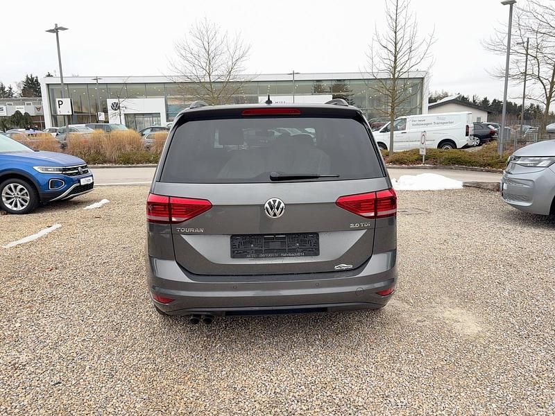 Gebraucht VW Touran Comfortline 150 PS (110 kW) 2015 Grau Van / Kleinbus