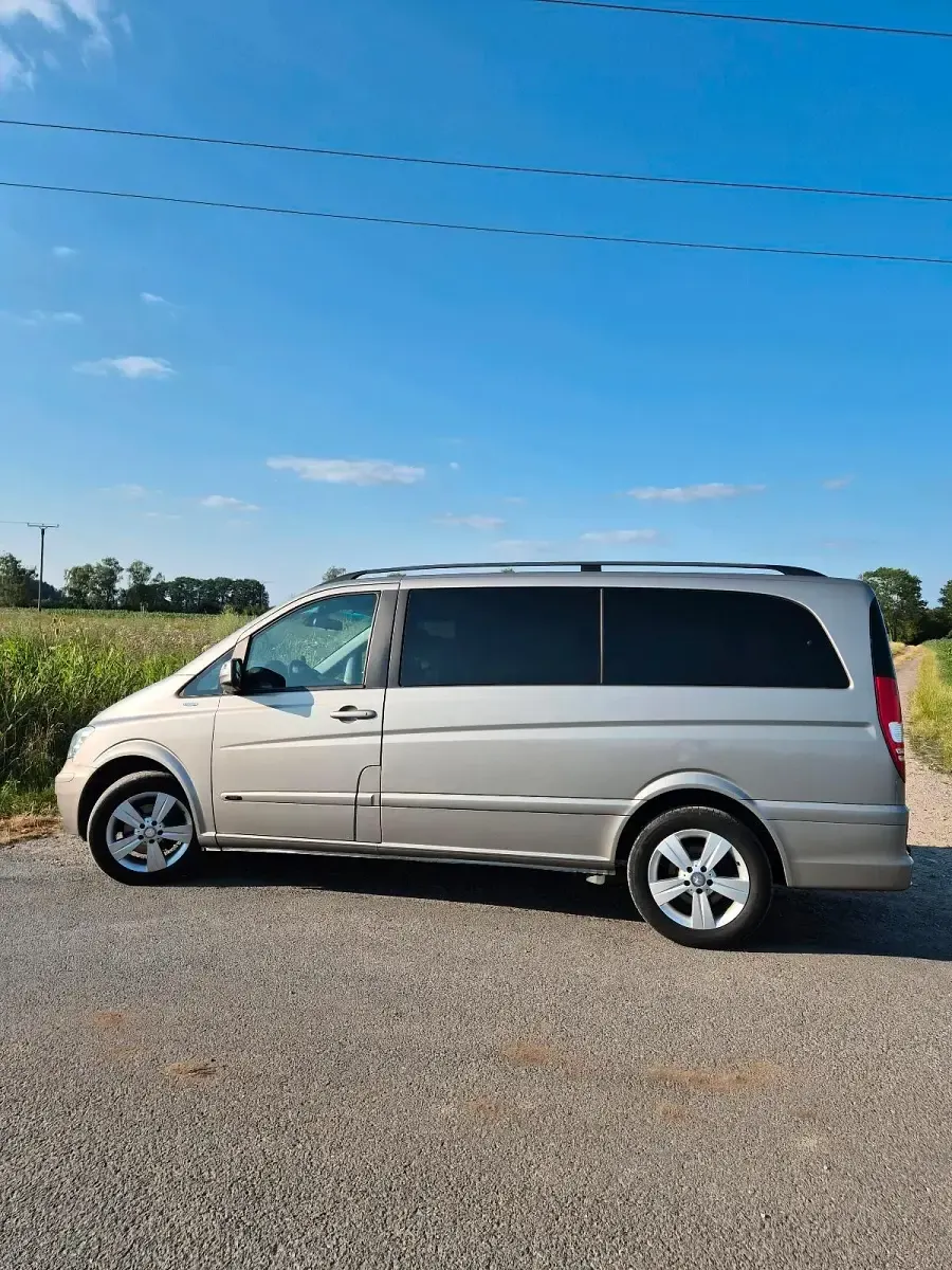 Gebraucht Mercedes Viano 224 PS (164 kW) 2012 Silber Van / Kleinbus