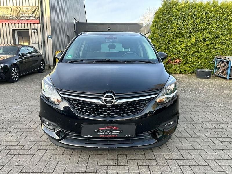 Gebraucht Opel Zafira Edition 140 PS (102 kW) 2017 Schwarz Van / Kleinbus