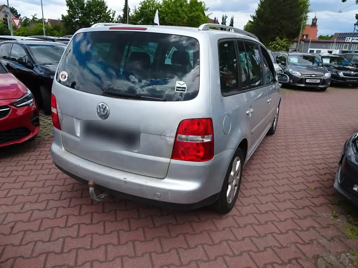 Gebraucht VW Touran 140 PS (102 kW) 2005 Van / Kleinbus