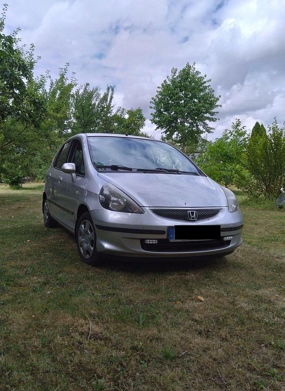 Silber Gebraucht 2007 Honda Jazz Kleinwagen | 1.700 € (Fairer Preis) - Bild 1/4
