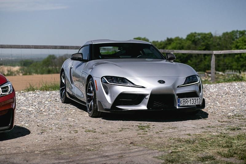 Silber Gebraucht 2021 Toyota Supra Coupé | 55.000 € (Fairer Preis) - Bild 1/4
