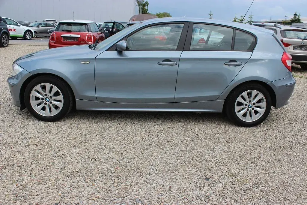 Gebraucht BMW 116 116 PS (85 kW) 2007 Blau Kleinwagen