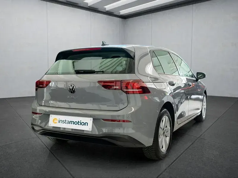 Gebraucht VW Golf VIII 116 PS (85 kW) 2025 Grau Kleinwagen