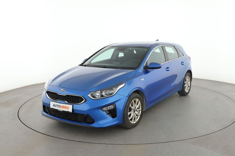 Blau Gebraucht 2018 Kia Ceed Vision Limousine | 16.010 € (Fairer Preis) - Bild 1/4