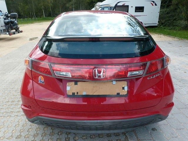 Gebraucht Honda Civic 83 PS (61 kW) 2008 Rot Limousine