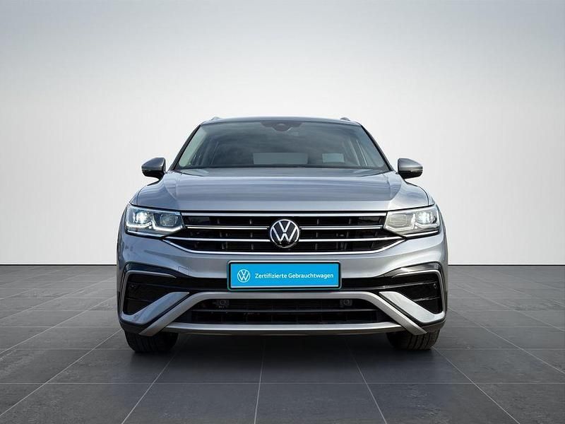 Gebraucht VW Tiguan Allspace Elegance 150 PS (110 kW) 2022 Silber SUV