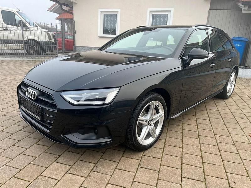 Schwarz Gebraucht 2022 Audi A4 Advanced Kombi | 29.200 € (Fairer Preis) - Bild 1/4