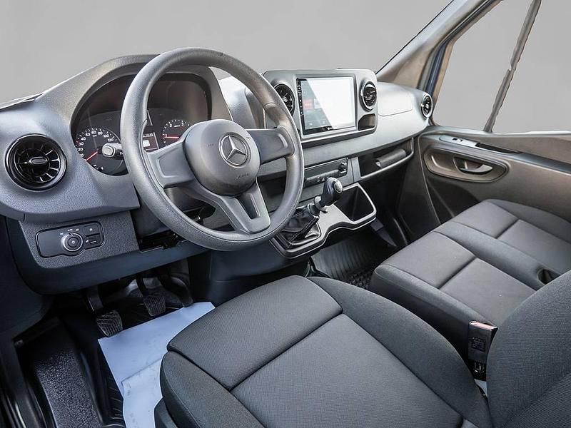 Gebraucht Mercedes Sprinter 150 PS (110 kW) 2024 Blau Van