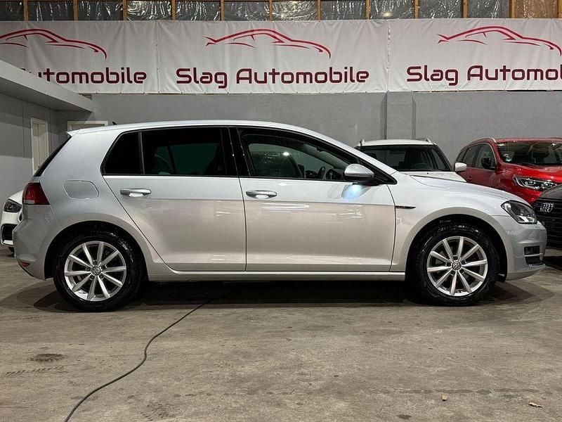 Gebraucht VW Golf VII LOUNGE 110 PS (80 kW) 2015 Silber Limousine