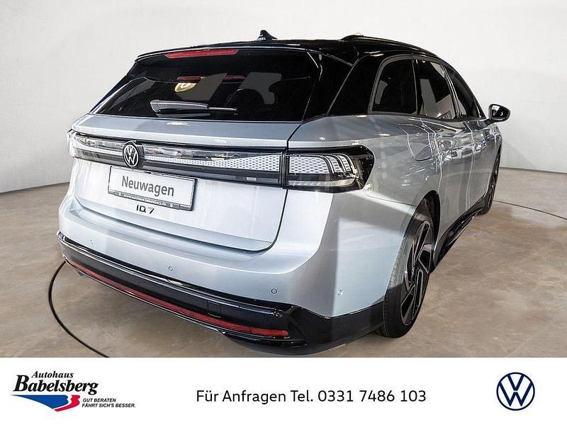 Neu VW ID.7 Pro 210 kW (286 PS) 2026 Silber Kombi