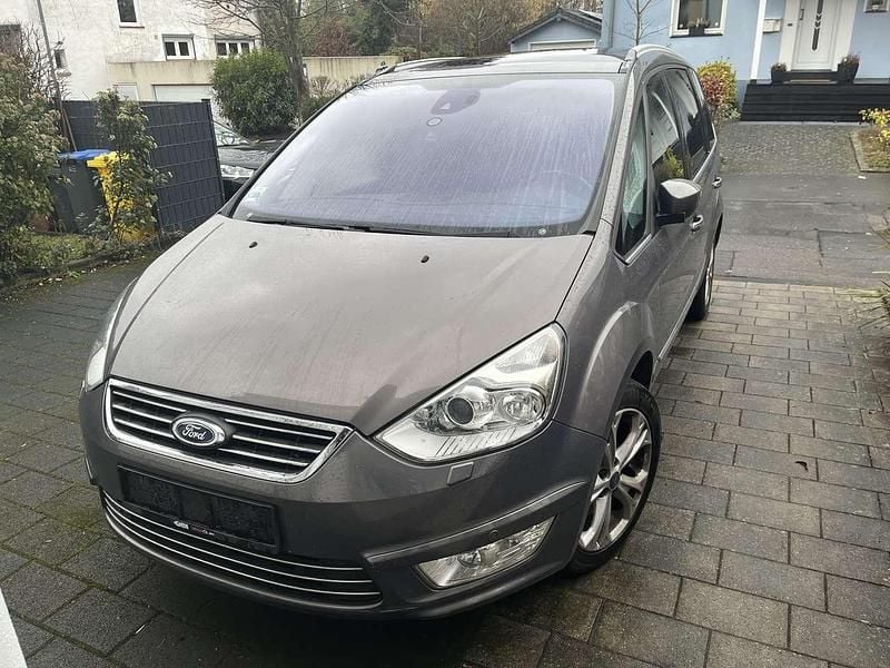Gebraucht Ford Galaxy Trend 163 PS (119 kW) 2014 Grau Van / Kleinbus
