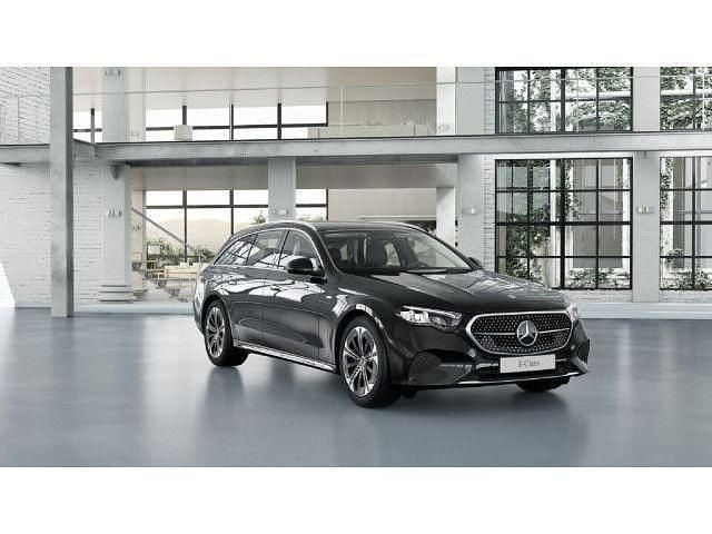 Second-hand Mercedes E300 Avantgarde 313 CP (230 kW) 2025 Negru Berlinǎ
