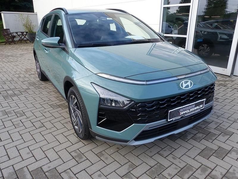 Gebraucht Hyundai Bayon Trend 101 PS (74 kW) 2025 Grün SUV