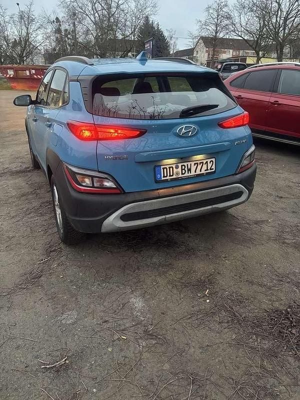 Gebraucht Hyundai Kona Prime 120 PS (88 kW) 2021 Blau SUV