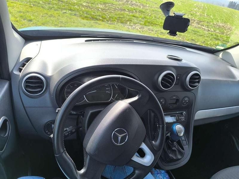 Gebraucht Mercedes Citan 111 110 PS (80 kW) 2014 Blau Van / Kleinbus