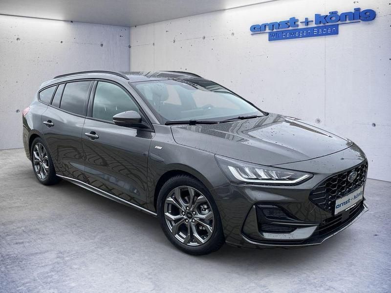 Gebraucht Ford Focus ST-Line 125 PS (91 kW) 2024 Grau Kombi