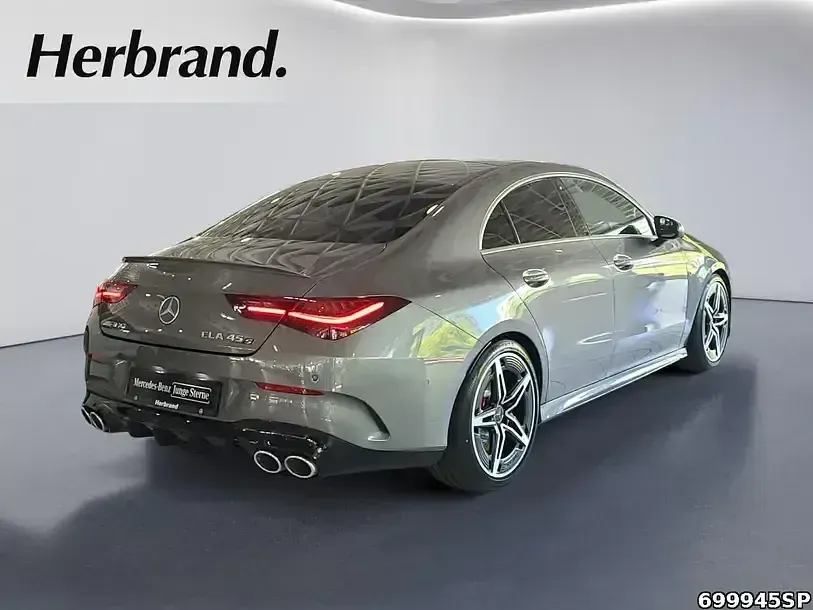 Gebraucht Mercedes CLA45 AMG Premium Plus 421 PS (309 kW) 2025 Metalliclack mountaingrau Coupé