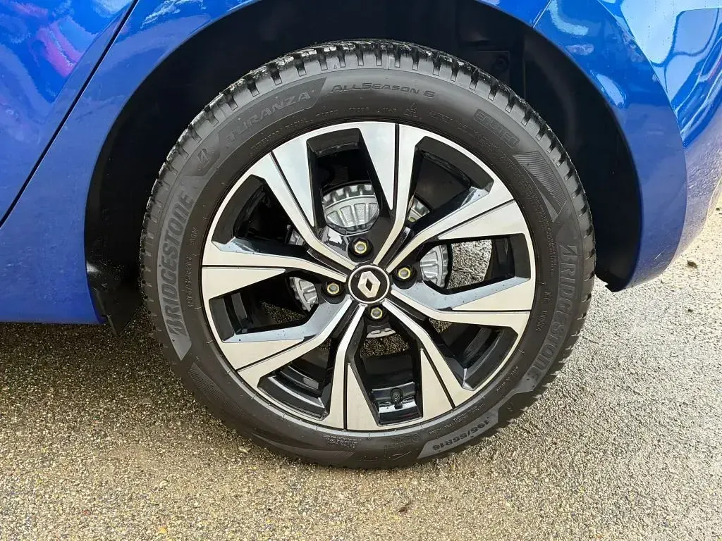 Gebraucht Renault Clio Evolution 65 PS (47 kW) 2023 Bleu iron Kleinwagen