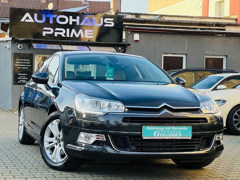 Grau Gebraucht 2011 Citroën C5 Exclusive Limousine | 11.899 € - Bild 1/4