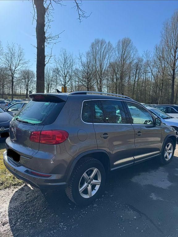 Gebraucht VW Tiguan R-line 150 PS (110 kW) 2016 Grau SUV