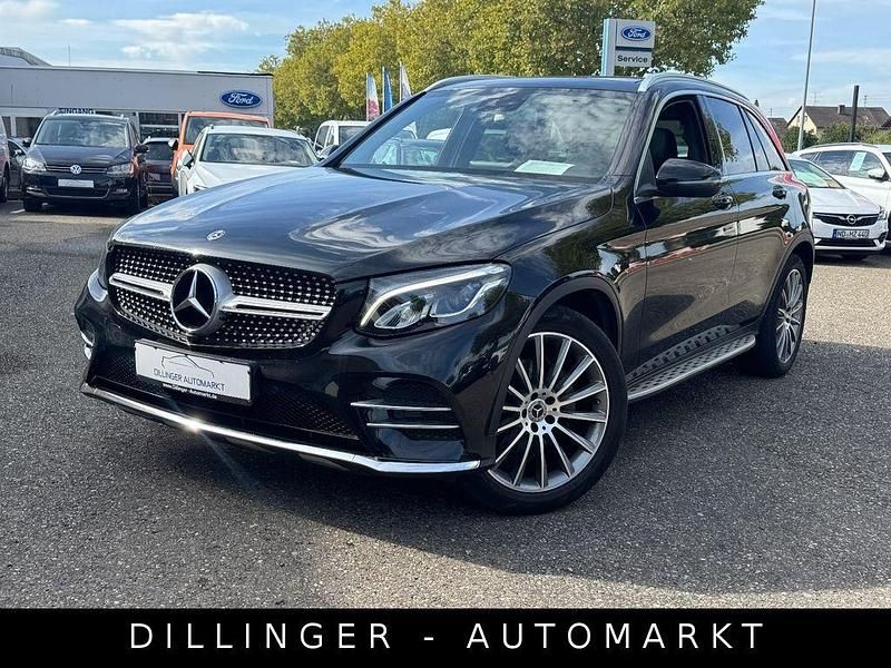 Schwarz Gebraucht 2017 Mercedes GLC250 AMG line SUV | 26.790 € (Fairer Preis) - Bild 1/4