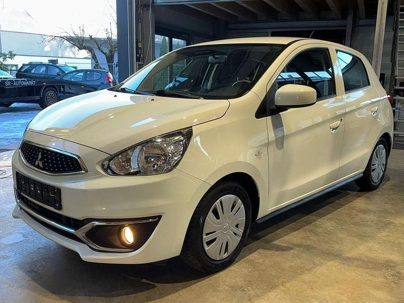 Weiß Gebraucht 2017 Mitsubishi Space Star Basis Limousine | 4.980 € (Fairer Preis) - Bild 1/4