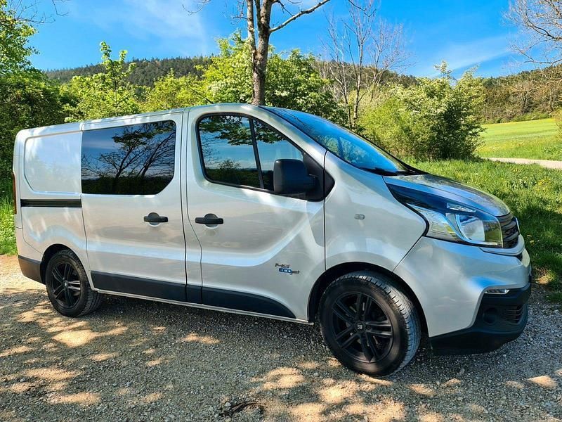 Silber Gebraucht 2019 Fiat Talento Van | 17.000 € (Etwas zu teuer) - Bild 1/4