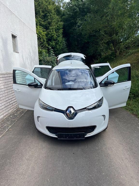 Weiß Gebraucht 2014 Renault Zoe Kleinwagen | 2.800 € - Bild 1/4