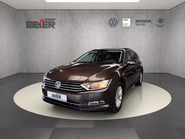 Braun Gebraucht 2016 VW Passat Comfortline Kombi | 12.490 € (Guter Preis) - Bild 1/4
