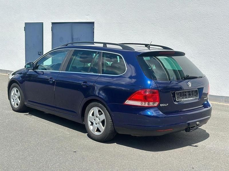 Gebraucht VW Golf V Comfortline 105 PS (77 kW) 2008 Blau Kombi