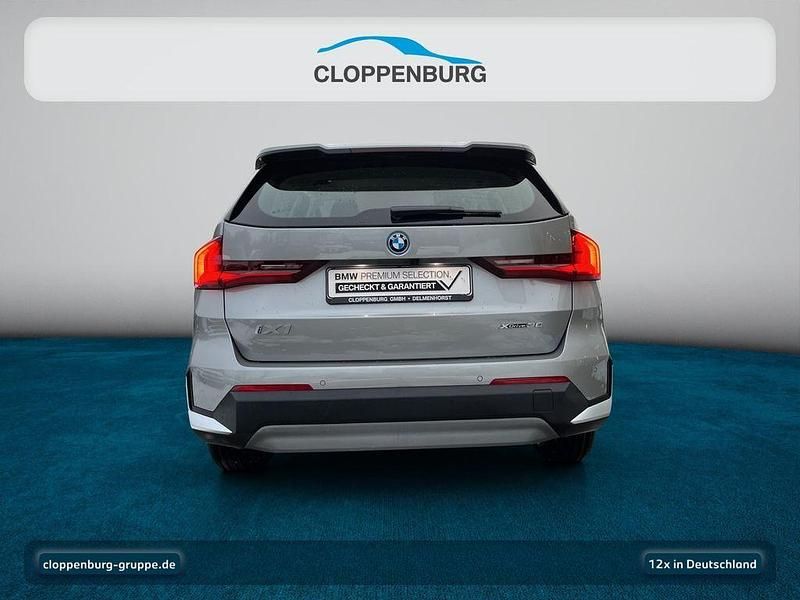 Gebraucht BMW iX1 Performance 230 kW (313 PS) 2024 Spacesilber SUV