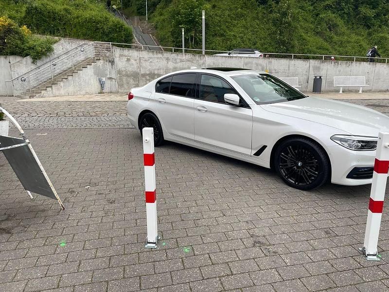 Gebraucht BMW 530 Performance 265 PS (194 kW) 2018 Schwarz Limousine