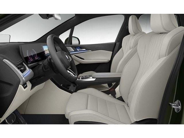 Gebraucht BMW 230e Active Tourer Performance 150 PS (110 kW) 2024 Grün Van / Kleinbus