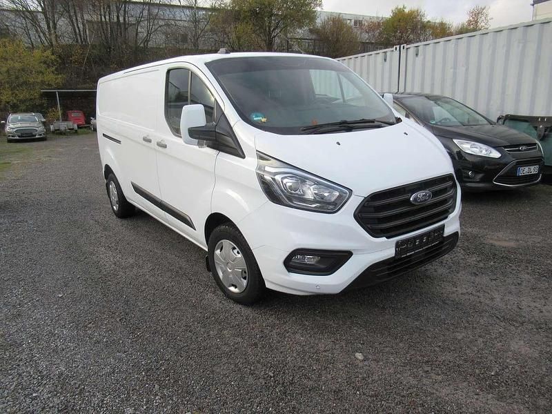 Gebraucht Ford Transit Custom Trend 131 PS (96 kW) 2021 Frozen white Van / Kleinbus