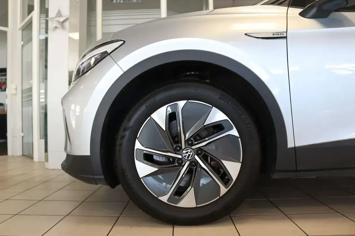 Gebraucht VW ID.4 Pro Performance 150 kW (204 PS) 2022 Silber SUV