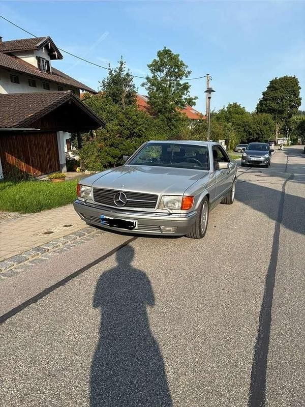 Silber Gebraucht 1990 Mercedes S560 Limousine | 33.000 € - Bild 1/3