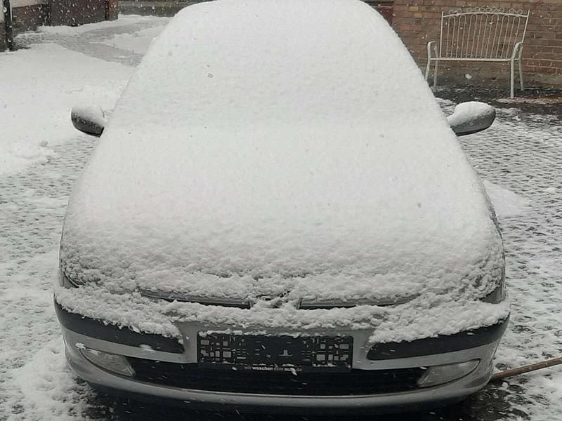 Silber Gebraucht 2002 Peugeot 607 Limousine | 1.199 € (Fairer Preis) - Bild 1/1