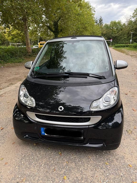 Gebraucht Smart ForTwo Cabrio Passion 71 PS (52 kW) 2011 Schwarz Cabrio