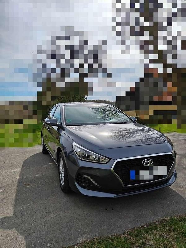 Gebraucht Hyundai i30 101 PS (74 kW) 2017 Kleinwagen