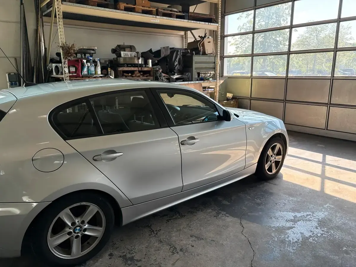Gebraucht BMW 116 Basis 2006 Grau Kleinwagen