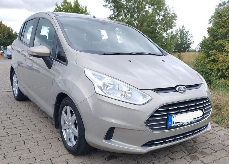 Beige Gebraucht 2012 Ford B-MAX Trend Van / Kleinbus | 6.450 € (Fairer Preis) - Bild 1/4