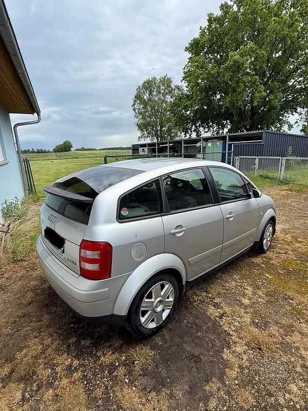 Gebraucht Audi A2 75 PS (55 kW) 2000 Silber Kleinwagen